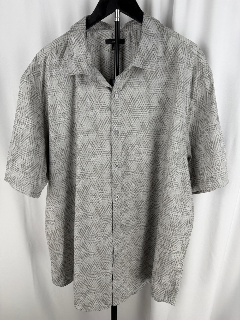 Alfani Gray Short-Sleeve Button-Down with Geometric Print